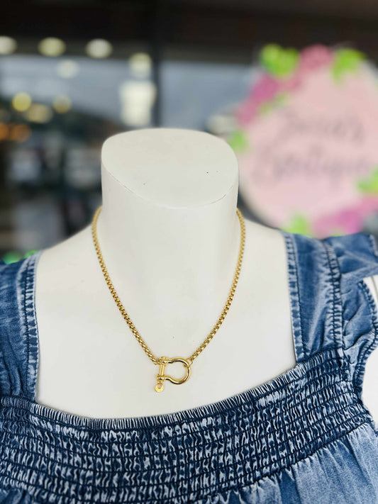 Gold Square Pearl Chain w/ Horseshoe Buckle Necklace