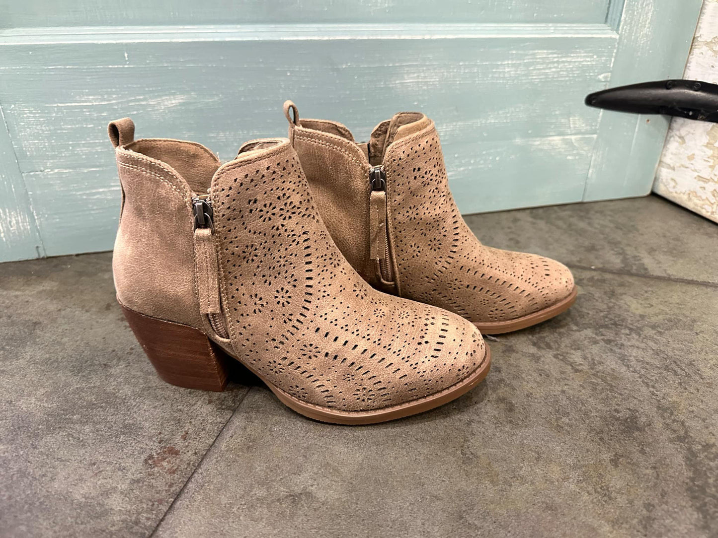 Gwen Beige Booties