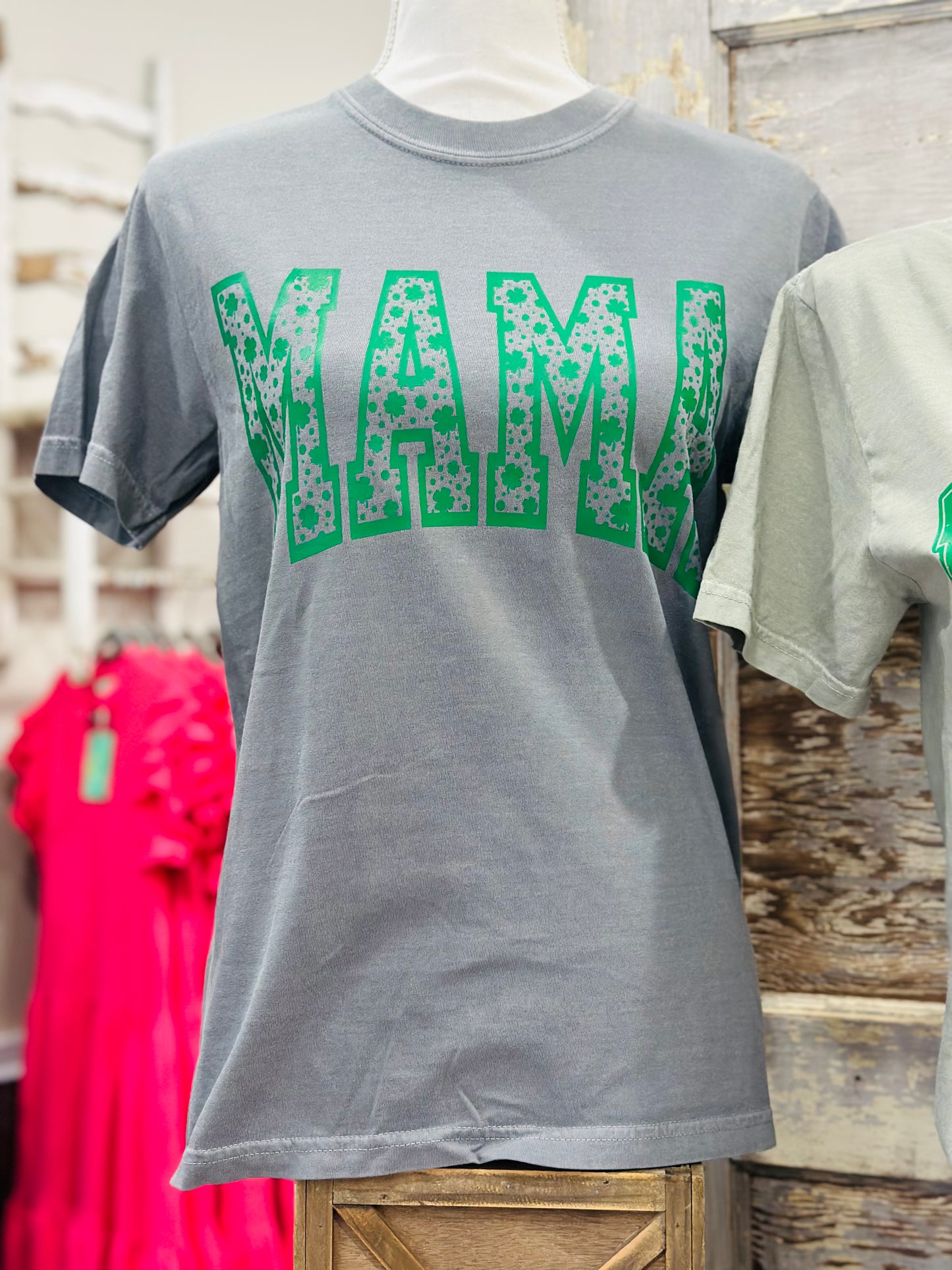 Mama Clover Tshirt