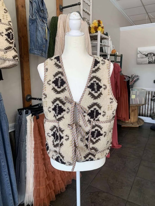 Out West Sherpa Vest