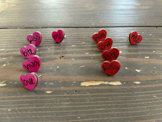 V-Day Stud Set of 5 - Red